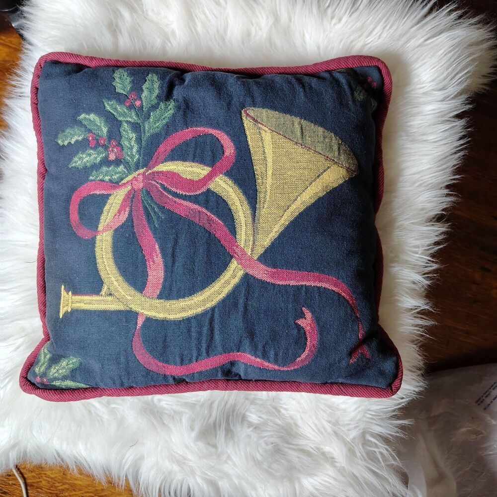 VTG Tapestry Christmas French Horn & Holly Berries Bow Throw Pillow